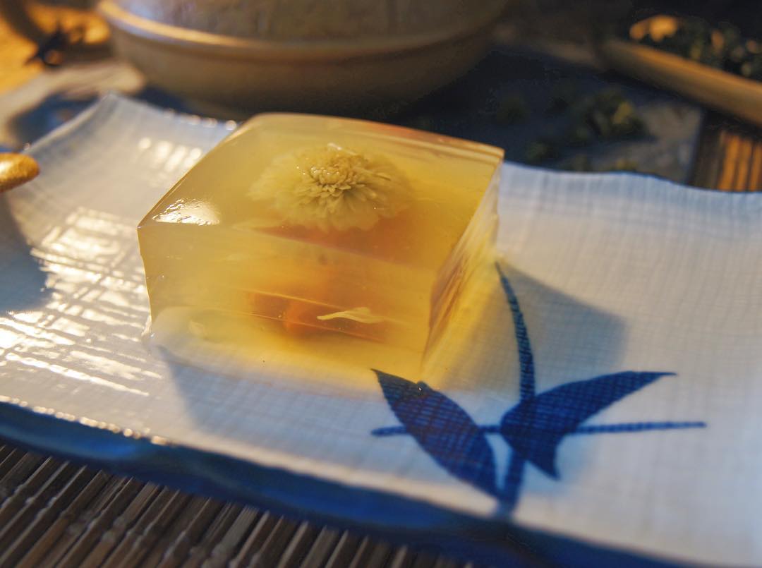 Chrysanthemum Tea Jelly 