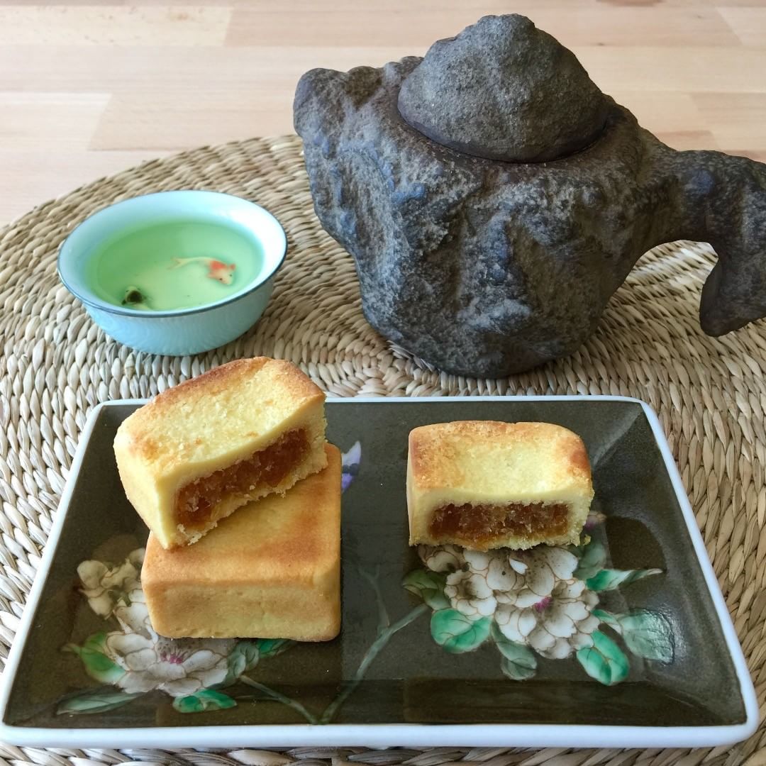Pineapple Cake