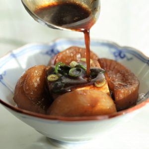 滷蘿蔔豆腐 Braised Radish and Tofu